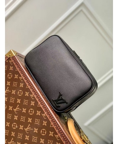 LOUIS VUITTON TOILET POUCH