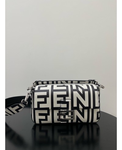 Baguette FENDI