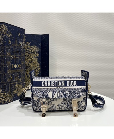 CHRISTIAN DIOR SMALL DIORCAMP BAG