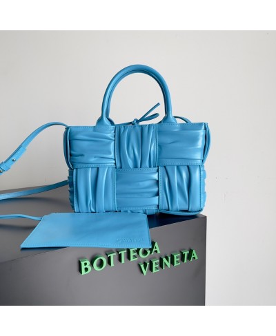 BOTTEGA VENETA Mini Arco Tote Bag