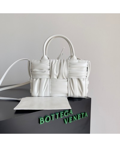 BOTTEGA VENETA Mini Arco Tote Bag