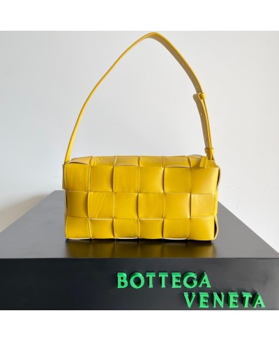 BOTTEGA VENETA Brick Cassette