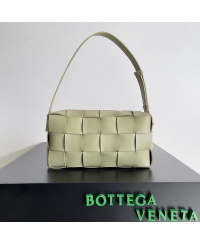 BOTTEGA VENETA Brick Cassette