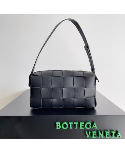 BOTTEGA VENETA Brick Cassette