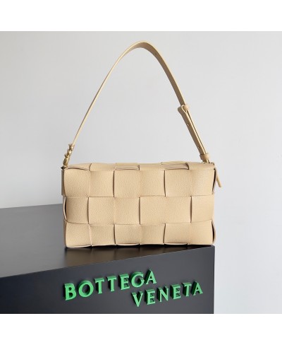 BOTTEGA VENETA Brick Cassette