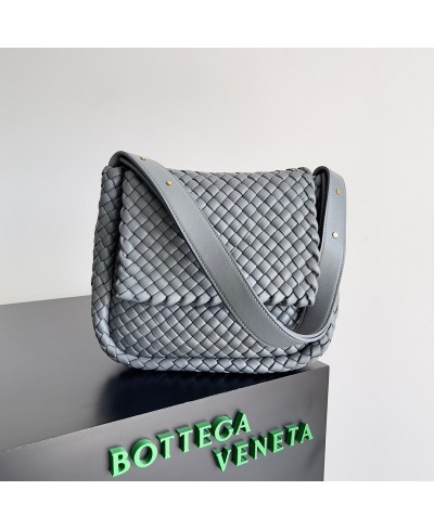 BOTTEGA VENETA Cobble Shoulder Bag