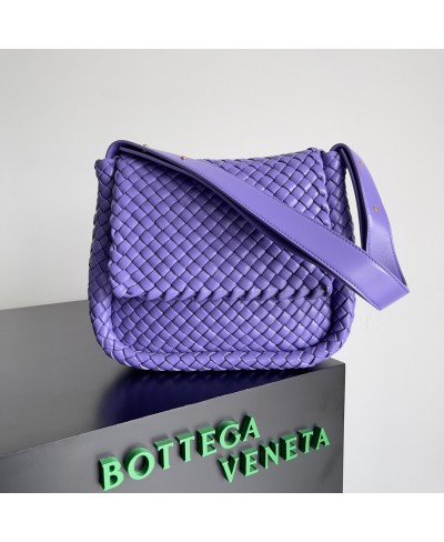 BOTTEGA VENETA Cobble Shoulder Bag