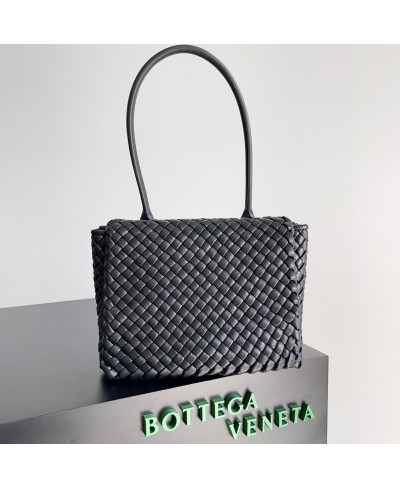 BOTTEGA VENETA Patti Top Handle Bag