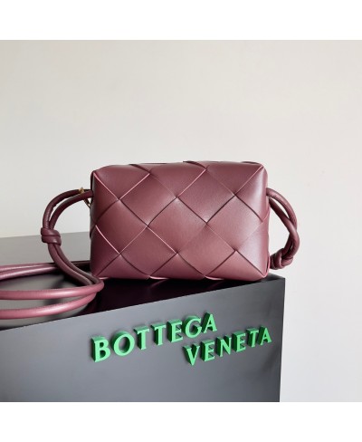 Cassette Camera Bag Piccola BOTTEGA VENETA