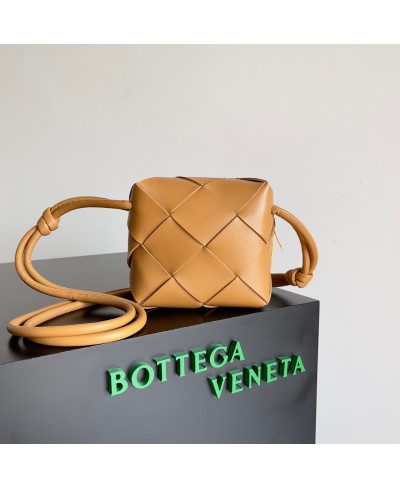 BOTTEGA VENETA Mini Cassette Camera Bag