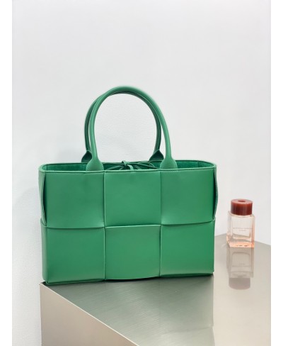 BOTTEGA VENETA Small Arco Tote Bag