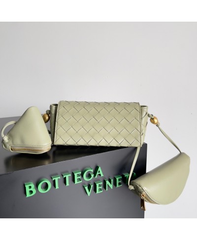 Pochette Con Tracolla BOTTEGA VENETA