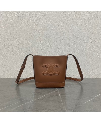 BORSA A SECCHIELLO MINI CUIR TRIOMPHE IN PELLE DI VITELLO LISCIA CELINE