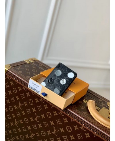 LV x YK Organizer tascabile LOUIS VUITTON