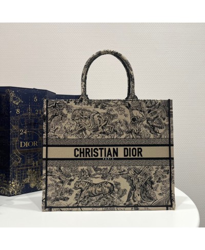 CHRISTIAN DIOR LARGE DIOR BOOK TOTE