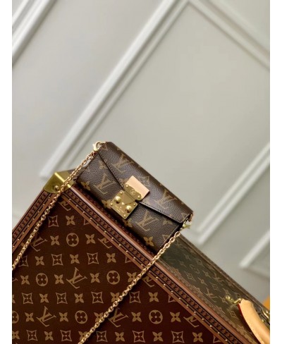 Pochette Bitsy LOUIS VUITTON