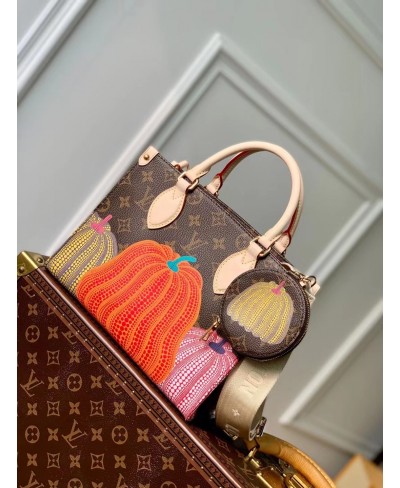 LV x YK Borsa OnTheGo PM LOUIS VUITTON