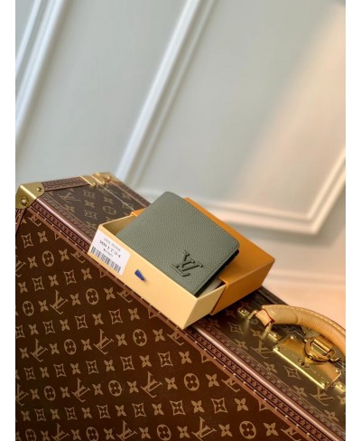 LOUIS VUITTON Multiple Wallet