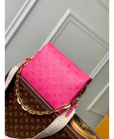 LOUIS VUITTON Coussin PM