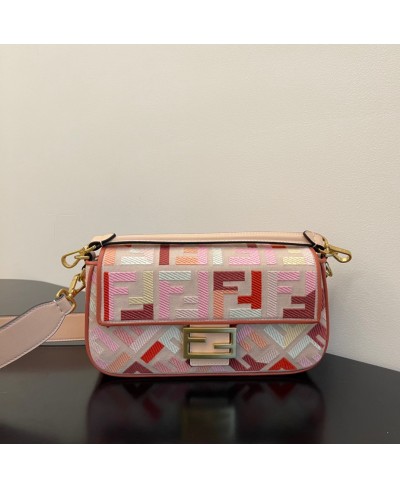 FENDI Baguette