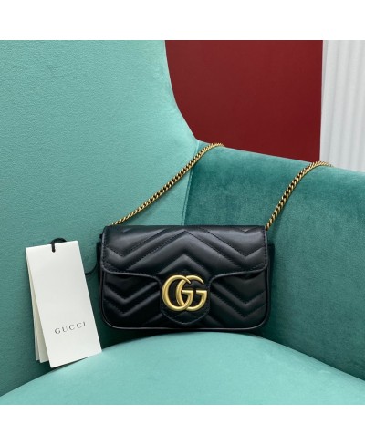 GUCCI GG Marmont super mini bag