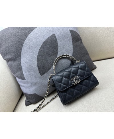 CHANEL CLUTCH WITH CHAIN