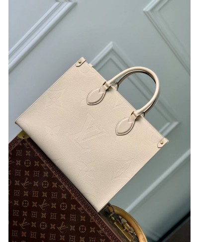 LOUIS VUITTON OnTheGo MM