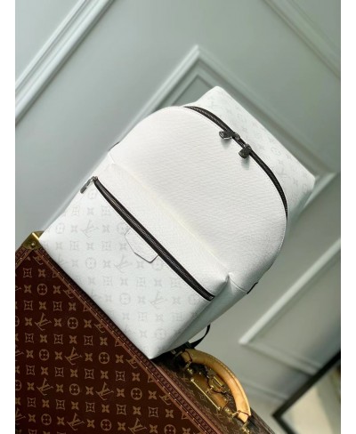 LOUIS VUITTON Discovery Backpack