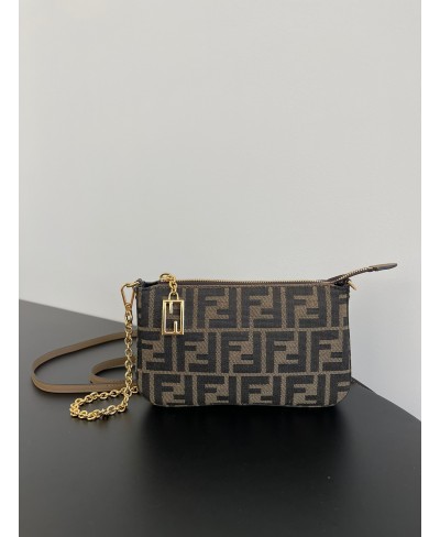 FENDI Baguette Pouch