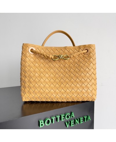 BOTTEGA VENETA Medium Andiamo