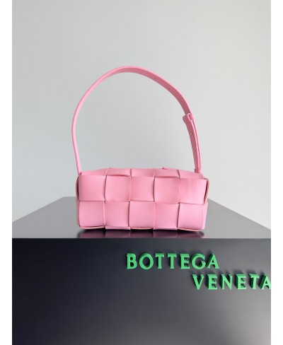 BOTTEGA VENETA Small Brick Cassette