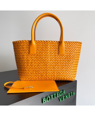 BOTTEGA VENETA Medium Cabat