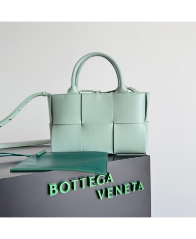 BOTTEGA VENETA Mini Arco Tote Bag