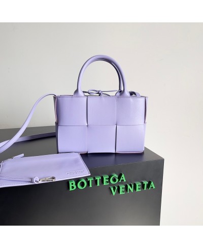 BOTTEGA VENETA Mini Arco Tote Bag