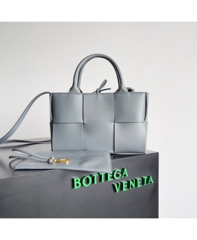 BOTTEGA VENETA Mini Arco Tote Bag