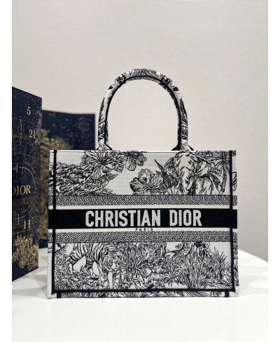 CHRISTIAN DIOR MEDIUM DIOR BOOK TOTE