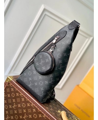 LOUIS VUITTON Duo Slingbag