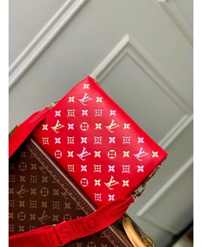 LOUIS VUITTON Coussin PM