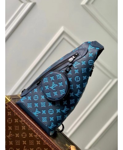 LOUIS VUITTON Duo Slingbag