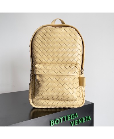 BOTTEGA VENETA Small Intrecciato Backpack