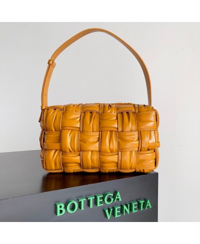 BOTTEGA VENETA Brick Cassette