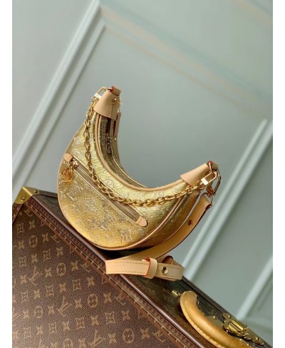 LOUIS VUITTON  Loop PM