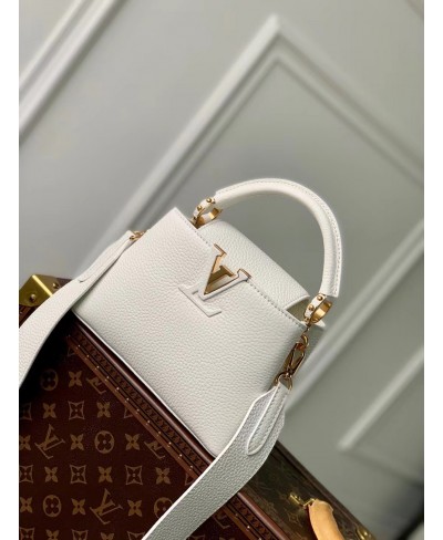 LOUIS VUITTON Capucines Mini