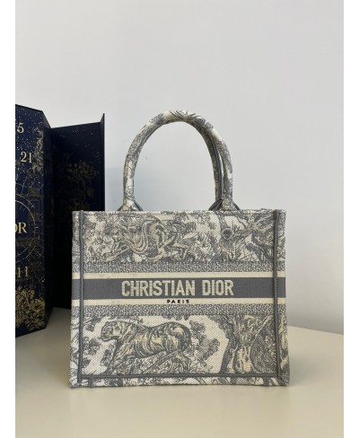 CHRISTIAN DIOR SMALL DIOR BOOK TOTE