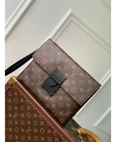 LOUIS VUITTON S Lock A4 Pouch