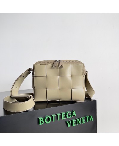 BOTTEGA VENETA Cassette Camera Bag