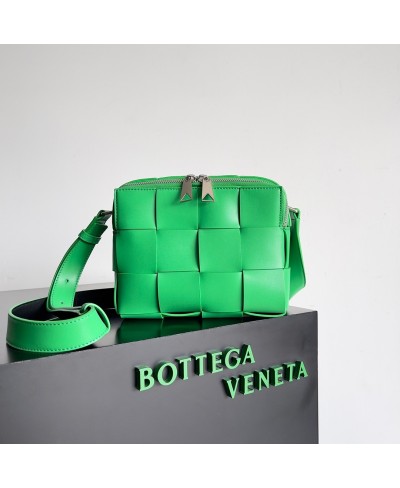 BOTTEGA VENETA Cassette Camera Bag