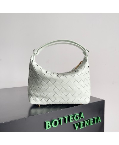 BOTTEGA VENETA Mini Wallace Shoulder Bag