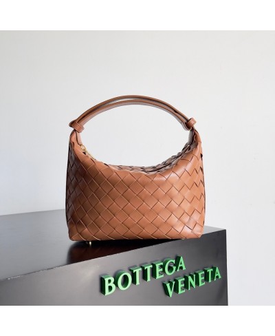 BOTTEGA VENETA Mini Wallace Shoulder Bag