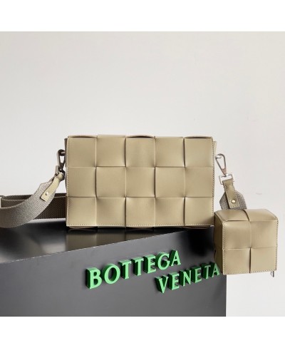 BOTTEGA VENETA Cassette With Versatile Strap